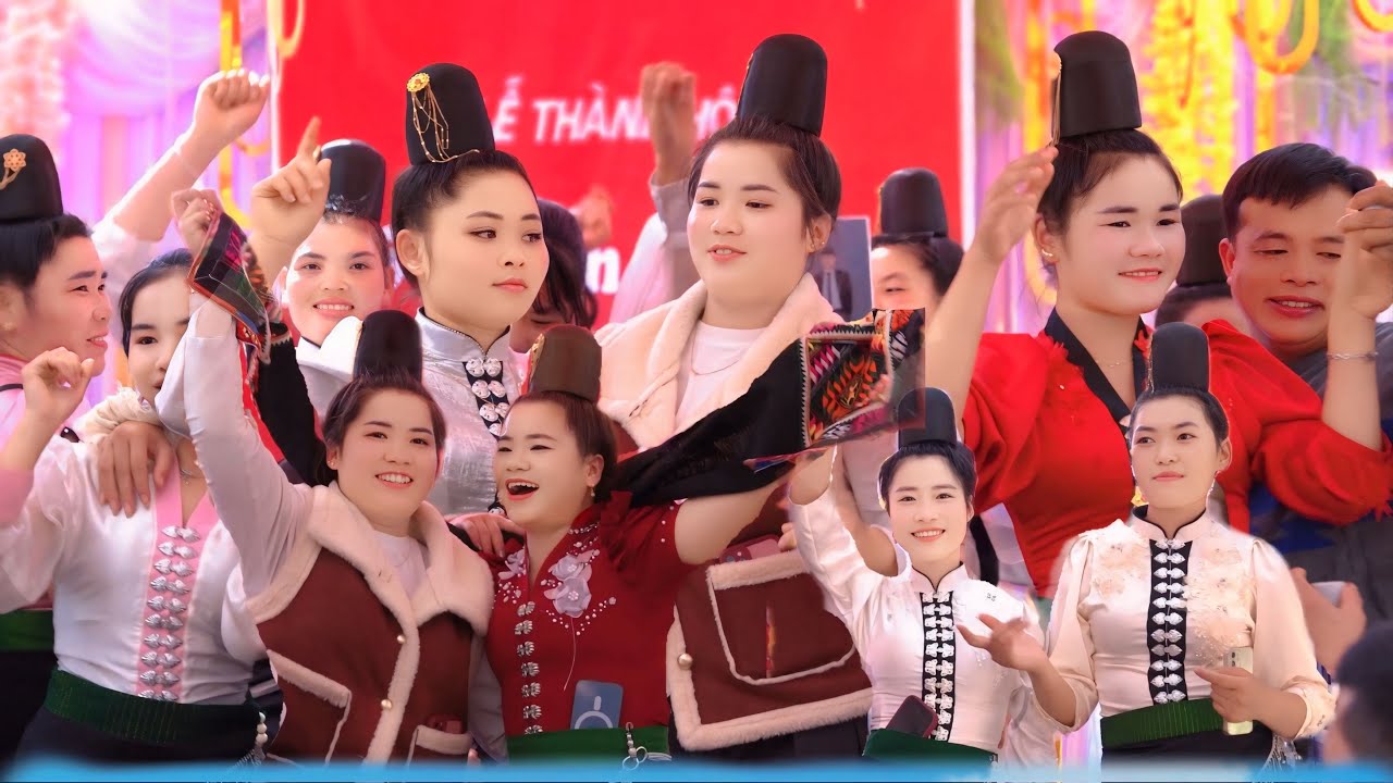 TUYỆT VỜI QUÁ CHỊ EM BẢN PÚA XE ƠI QUẨY NHIỆT TÌNH MỪNG LTH LÒ THUẨN _ LÙ NHUNG