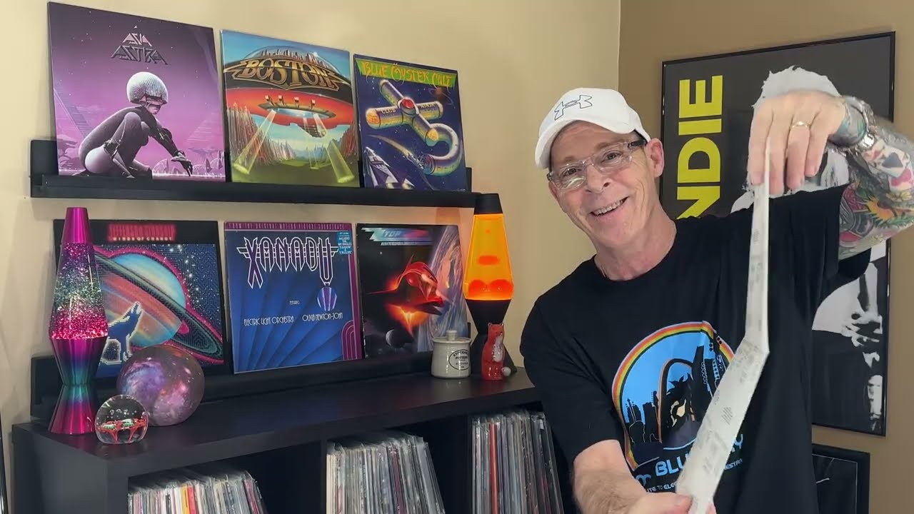 Vinyl Finds & MR.BLUE SKY, A Tribute to ELO - Turn To Stone & Telephone Line
