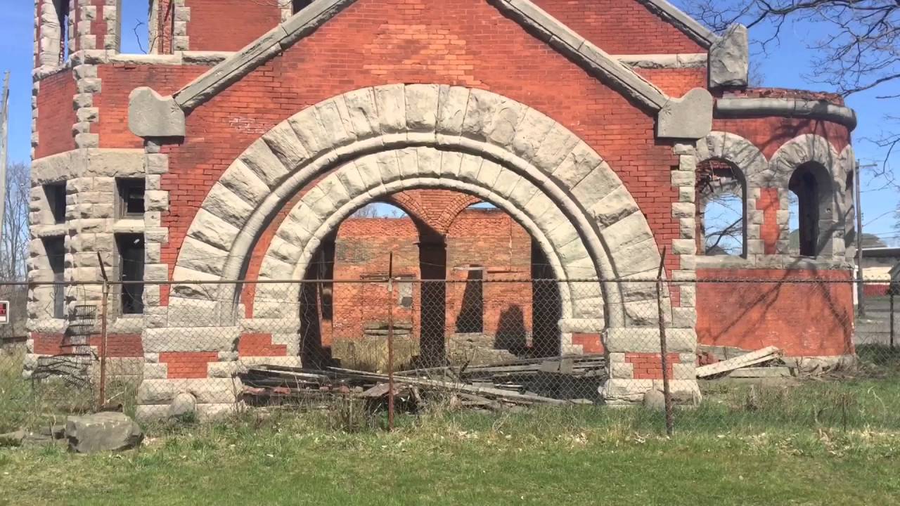 Ace's Adventures: ABANDONED: Union Train Station, Lockport, NY