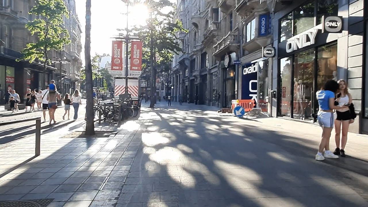 Mier Antwerp Belgium... Shopping Street 4K