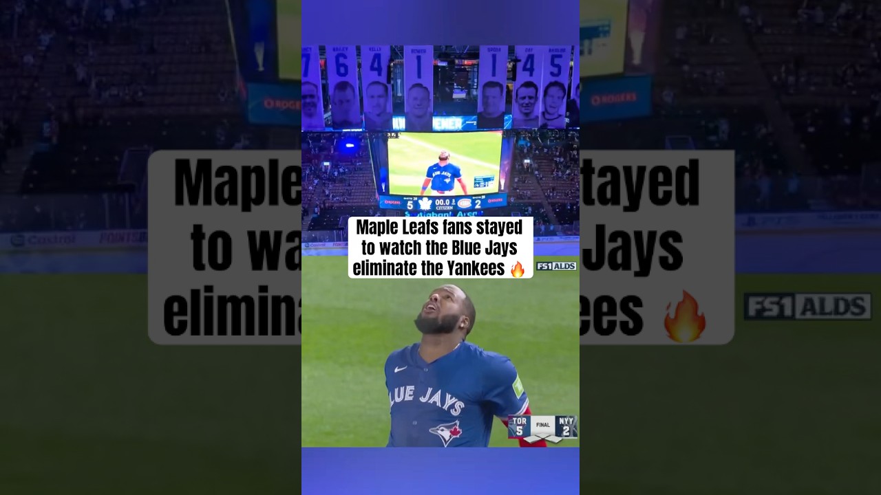 Scotiabank Arena locked in on the Jays 🇨🇦 (via reporterchris/X)