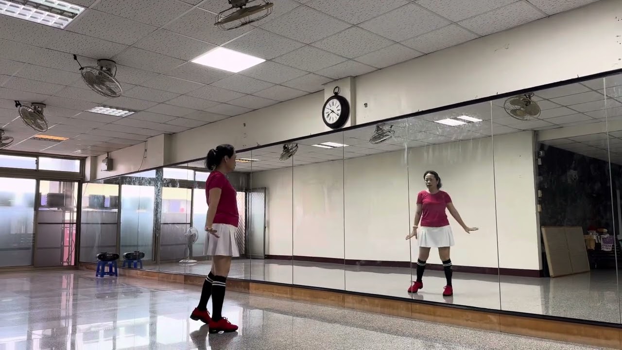 情路彎彎一分解動作