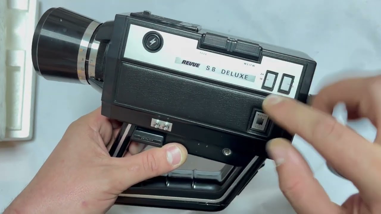 Revue S8 Deluxe MINT Super 8 camera WORKING 8mm film camera