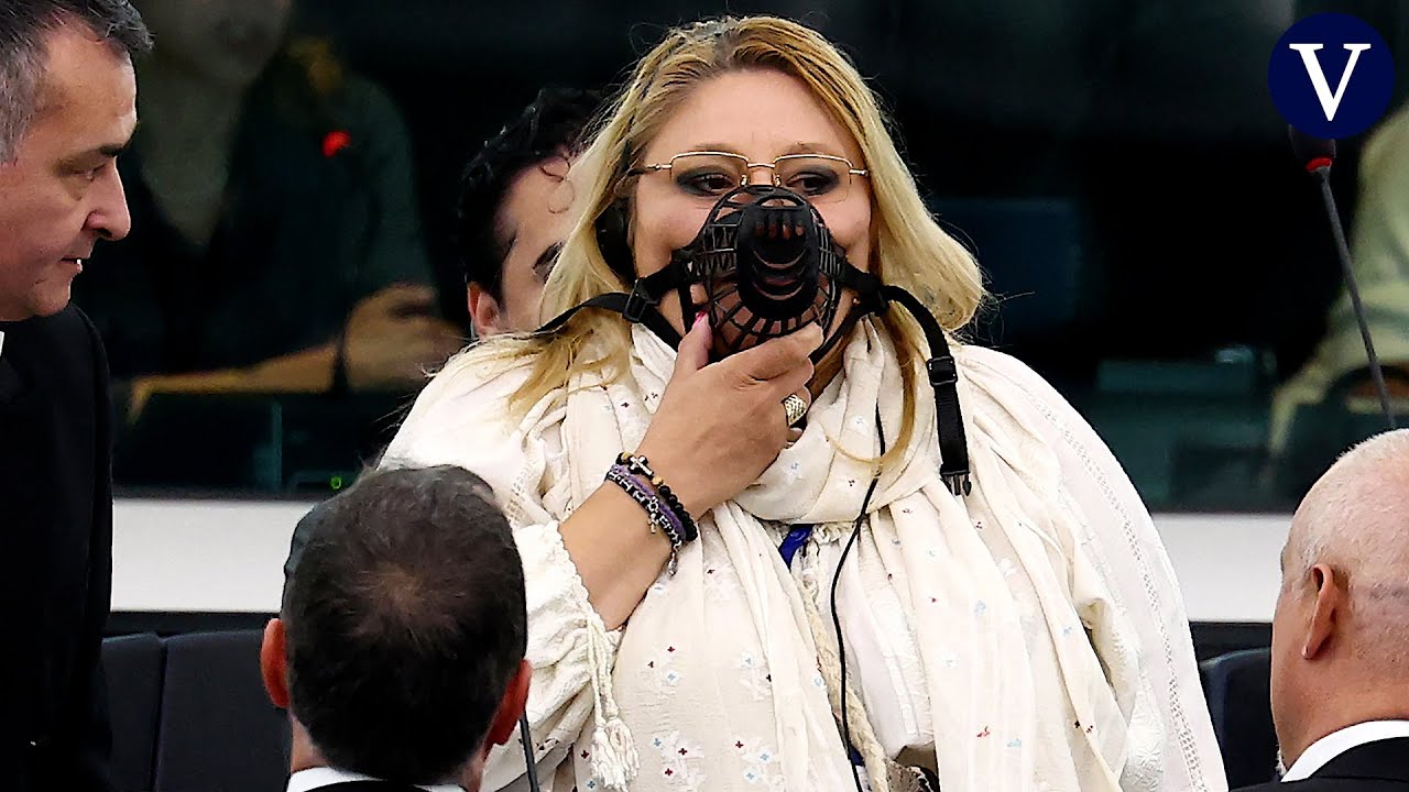 Expulsada del Europarlamento una diputada ultra rumana por gritar e insultar en plena sesión