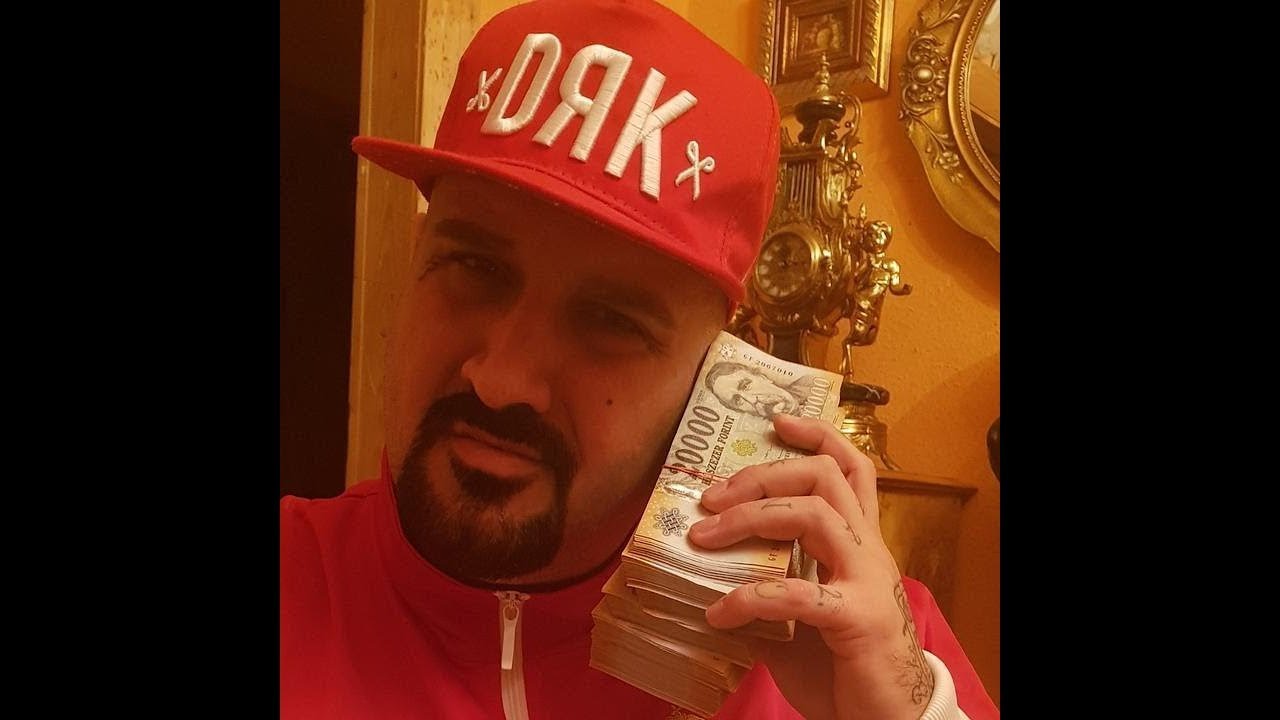 Rúgós Beke freestlye during Valorant