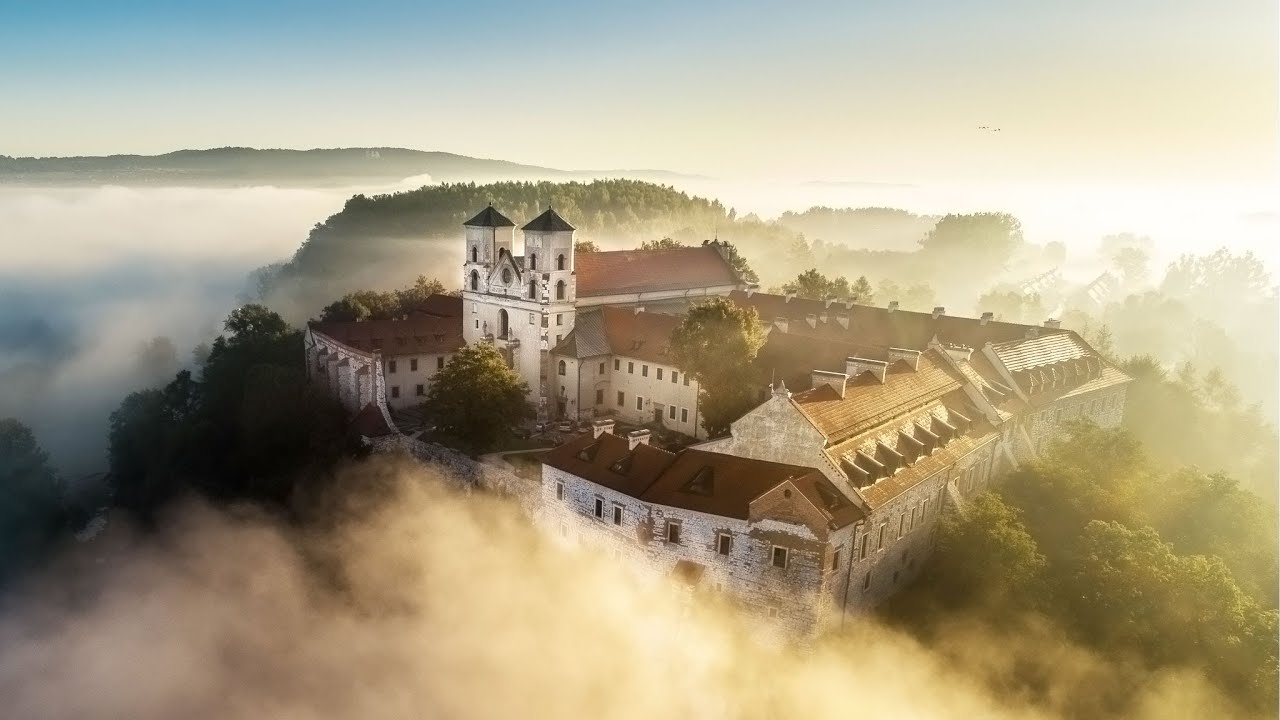 Tyniec z Drona 4K
