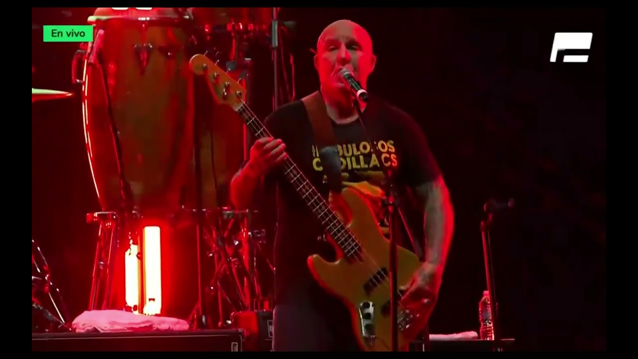 Los Fabulosos Cadillacs en un Zócalo de México espectacular...