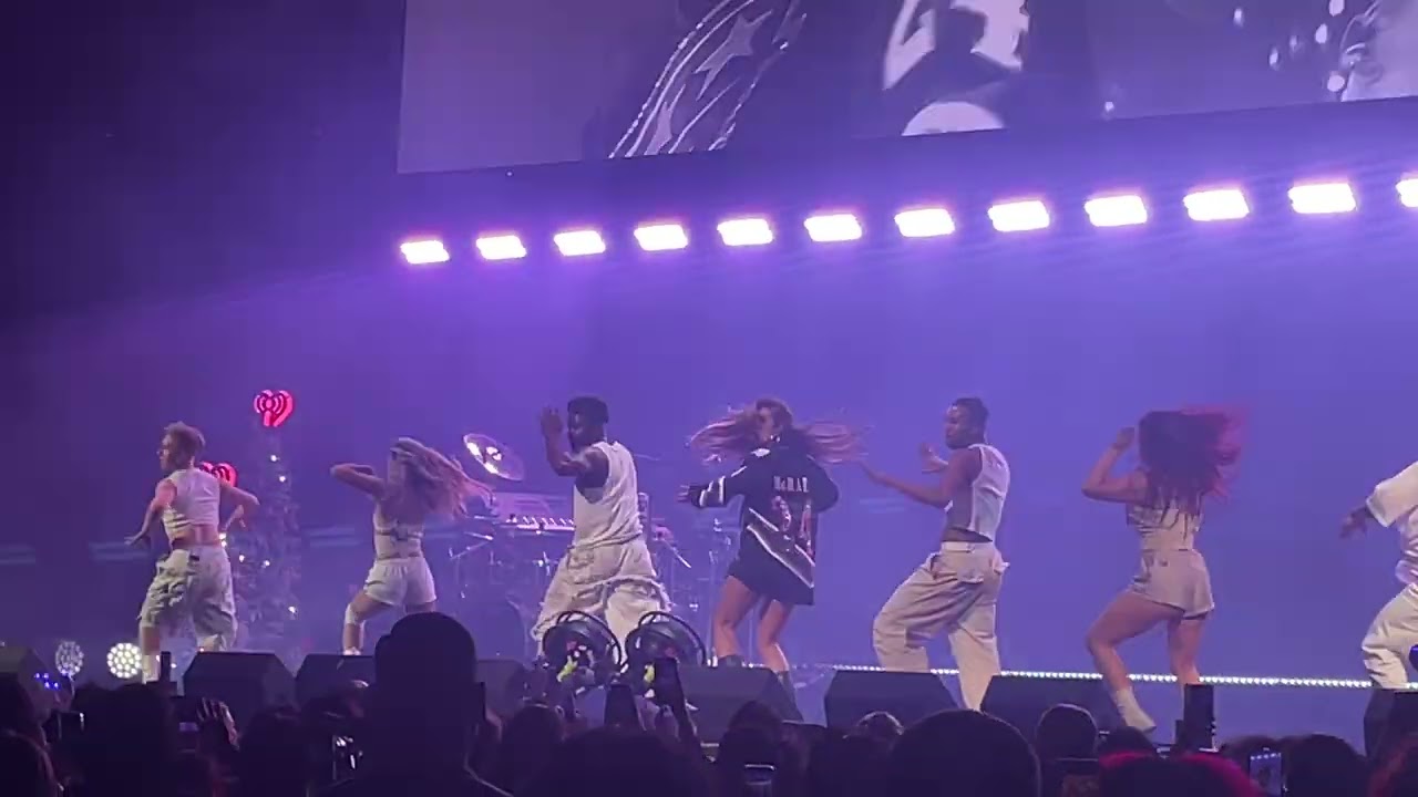 Tate McRae It’s Ok I’m Ok Live iHeartRadio’s Hot 99.5 Jingle Ball DC Capital One Arena 12-17-24