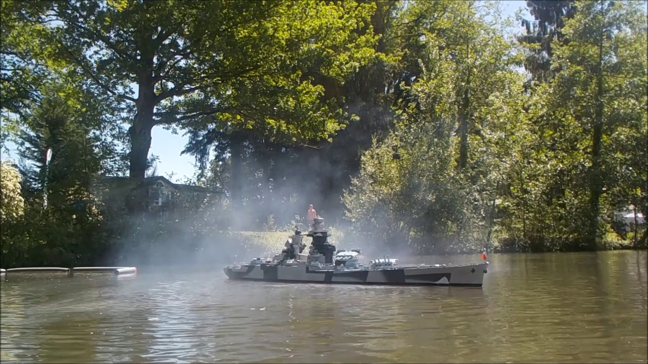 Richelieu Battleships (3 versions) sailing & firing 380mm HD VIDEO