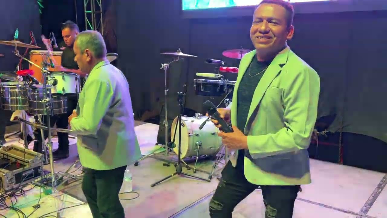 Popurrí Multisonando · Esteban Salomé y Su Fiesta Latina