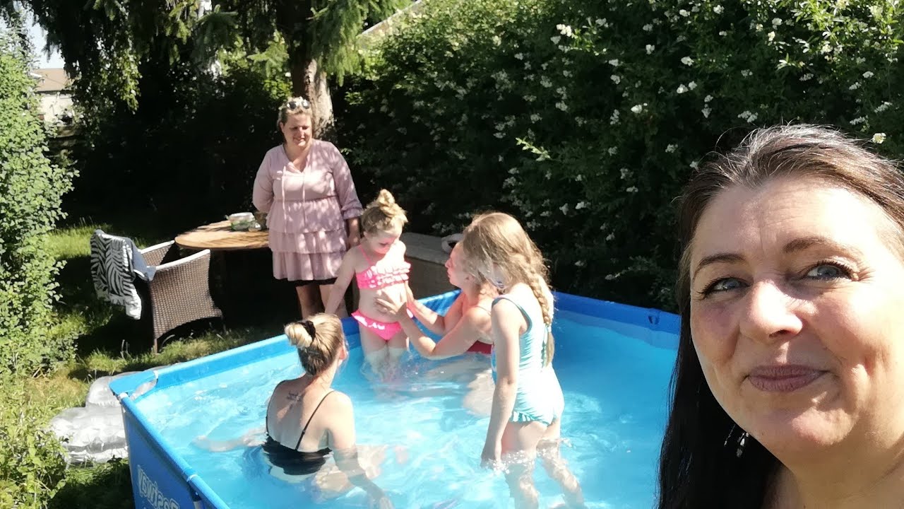 Fælles fødselsdag med Stine🎁🇩🇰Pool party m. Familien 🌊 ☀️ 🎊 🎉