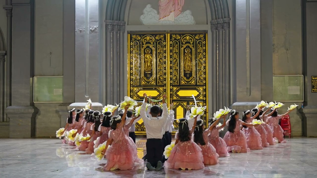 Hoa Dâng Nhiệm Lạ | Dâng Hoa Đức Mẹ Maria | Giáo Xứ Nhân Cơ