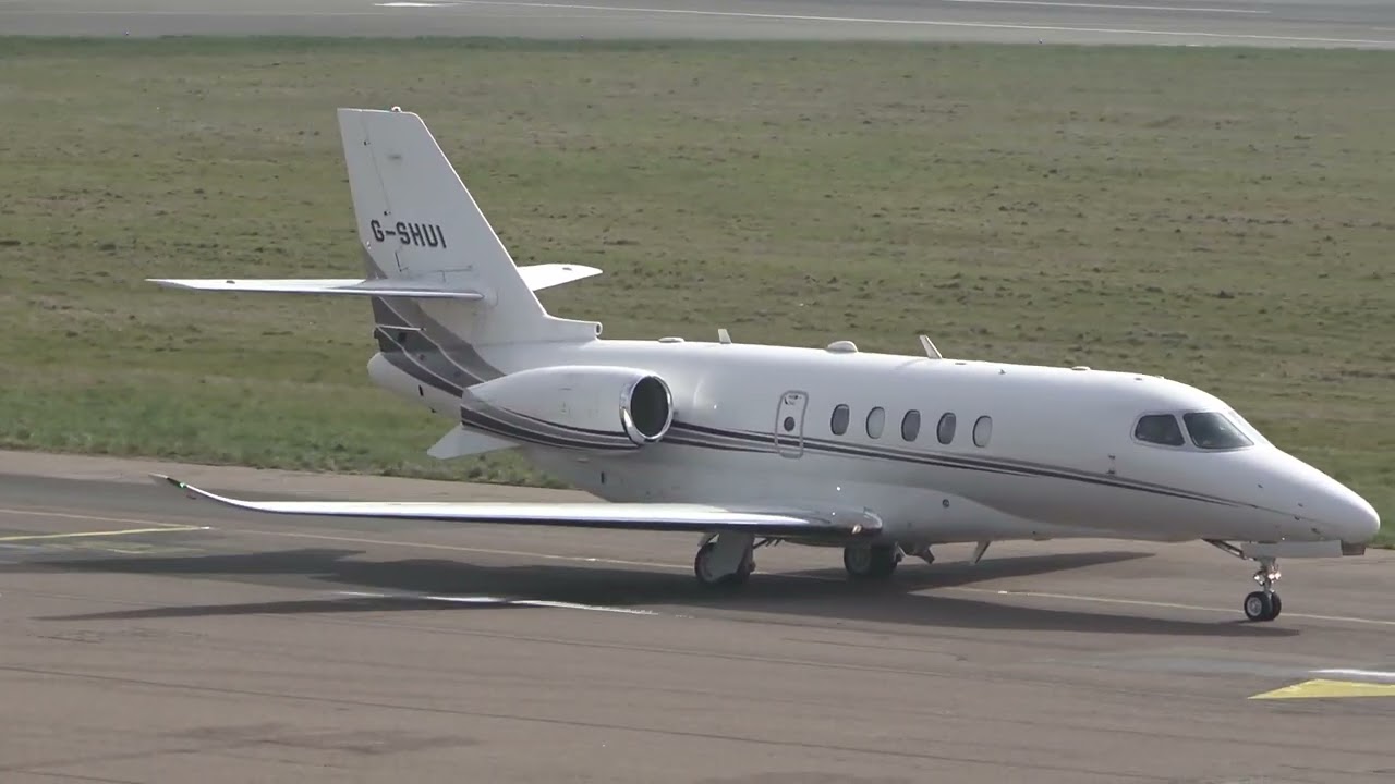 Plane Spotting at London- Luton 24th March 2025 #avgeek #cessnacitation #gulfstream #dassaultfalcon