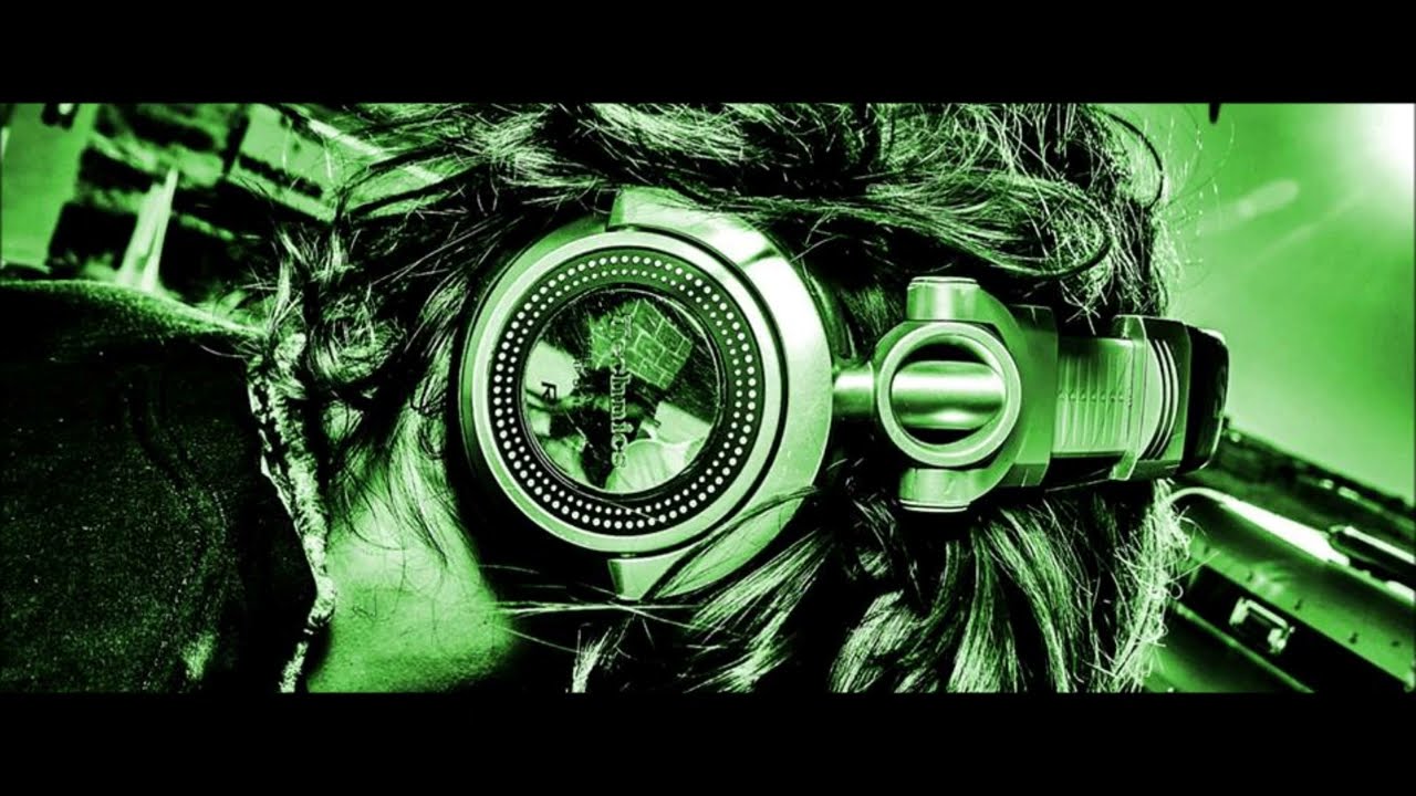 enkrypted   mcmlxxxi  mpc4000