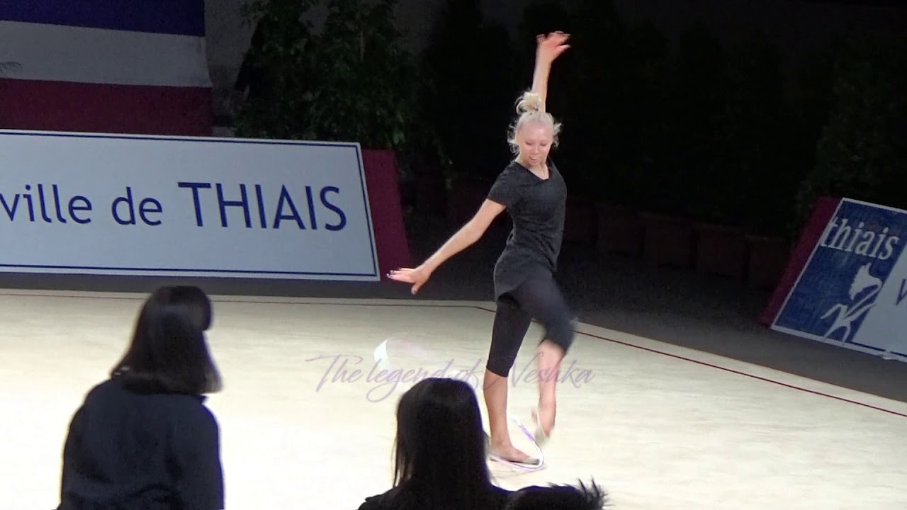 Kseniya MOUSTAFAEVA (FRA) hoop - 2017 Thiais trainings