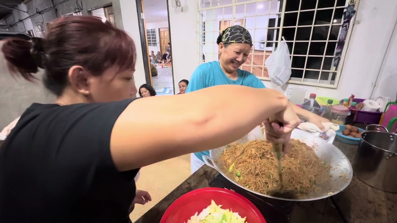 Malam Terakhir Memberi Penghormatan // Di Sebalik Dapur Memasak Dan Kerjasama Antara Penduduk…//