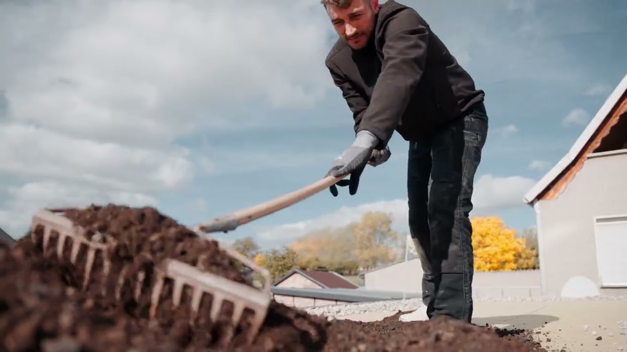 Komplettaufbau des Dachbegrünungssystemes GS DURA von MOGAT