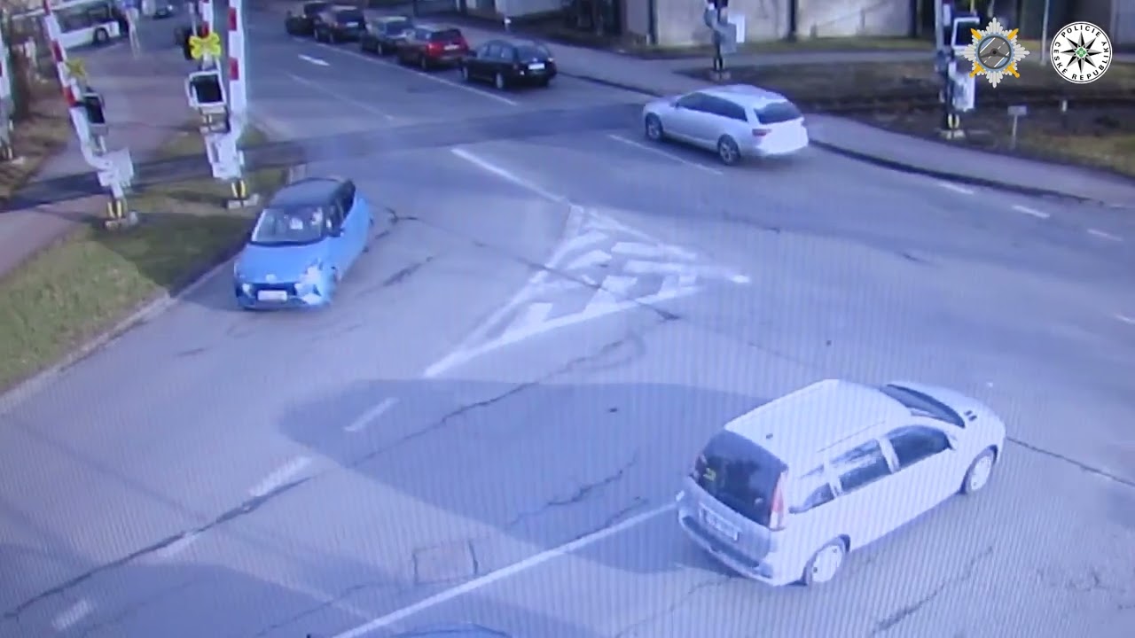 Policie ČR: Kompilace dopravních nehod