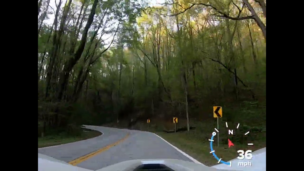 Drive up to Caesar's Head overlook