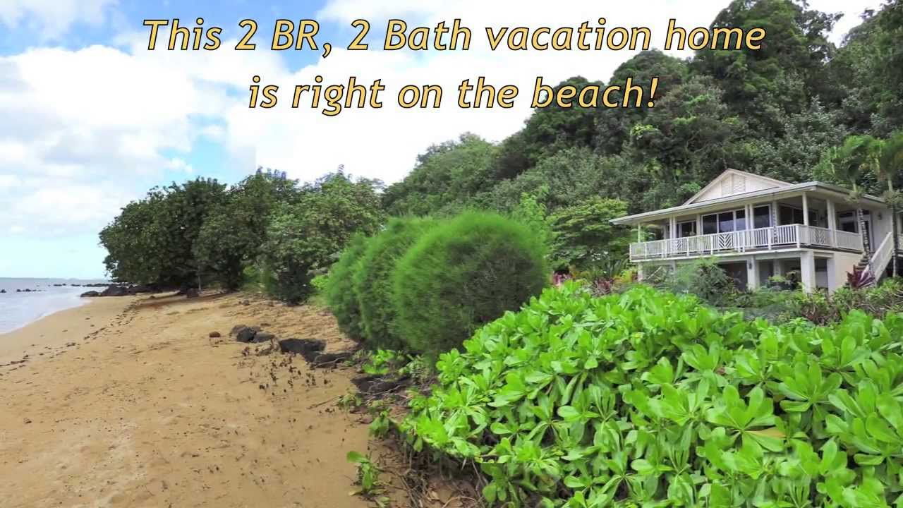 Gorgeous Kauai Beachfront Vacation Rental House right on Anini Beach