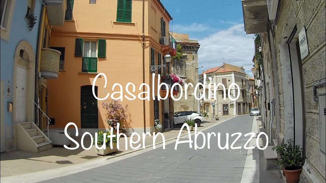 EX PAT LIFE IN ABRUZZO. A fantastic day out in Casalbordino, a great place to explore and see.