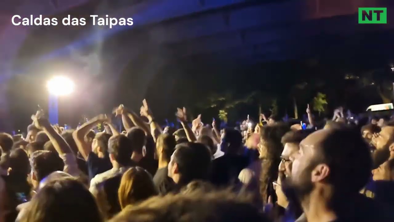 Tu És A Que Eu Quero (Tu Não Prendas O Cabelo) de José Pinhal nas Taipas