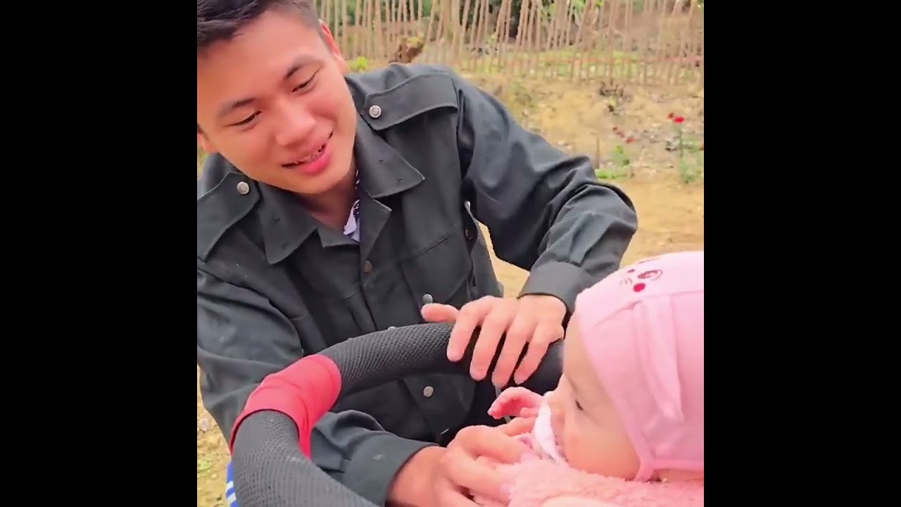 His cheerfulness caused the single mother to lose her child.