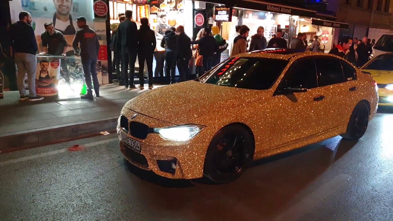 ALTIN TAŞ KAPLAMA BMW'YE İNSANLARIN İSTANBUL'DA TEPKİSİ | CarBlogTurkiye