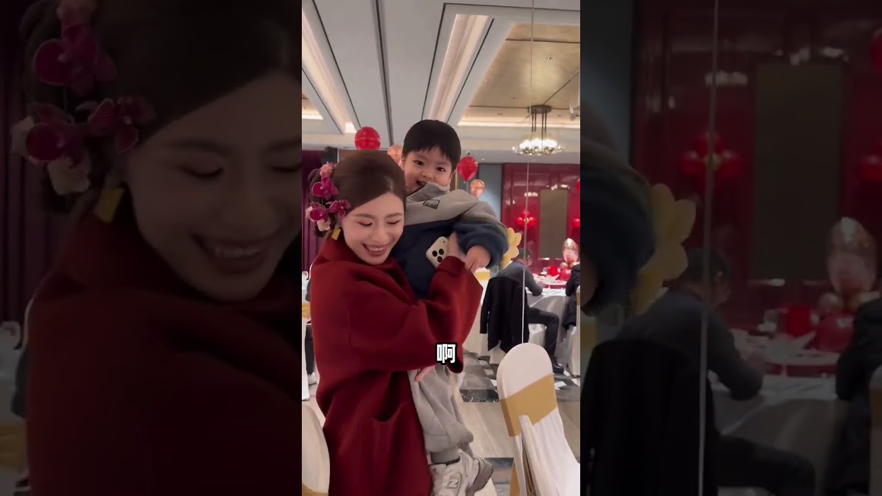 Secretly Flew to Zhejiang for a Fan's Wedding Surprise