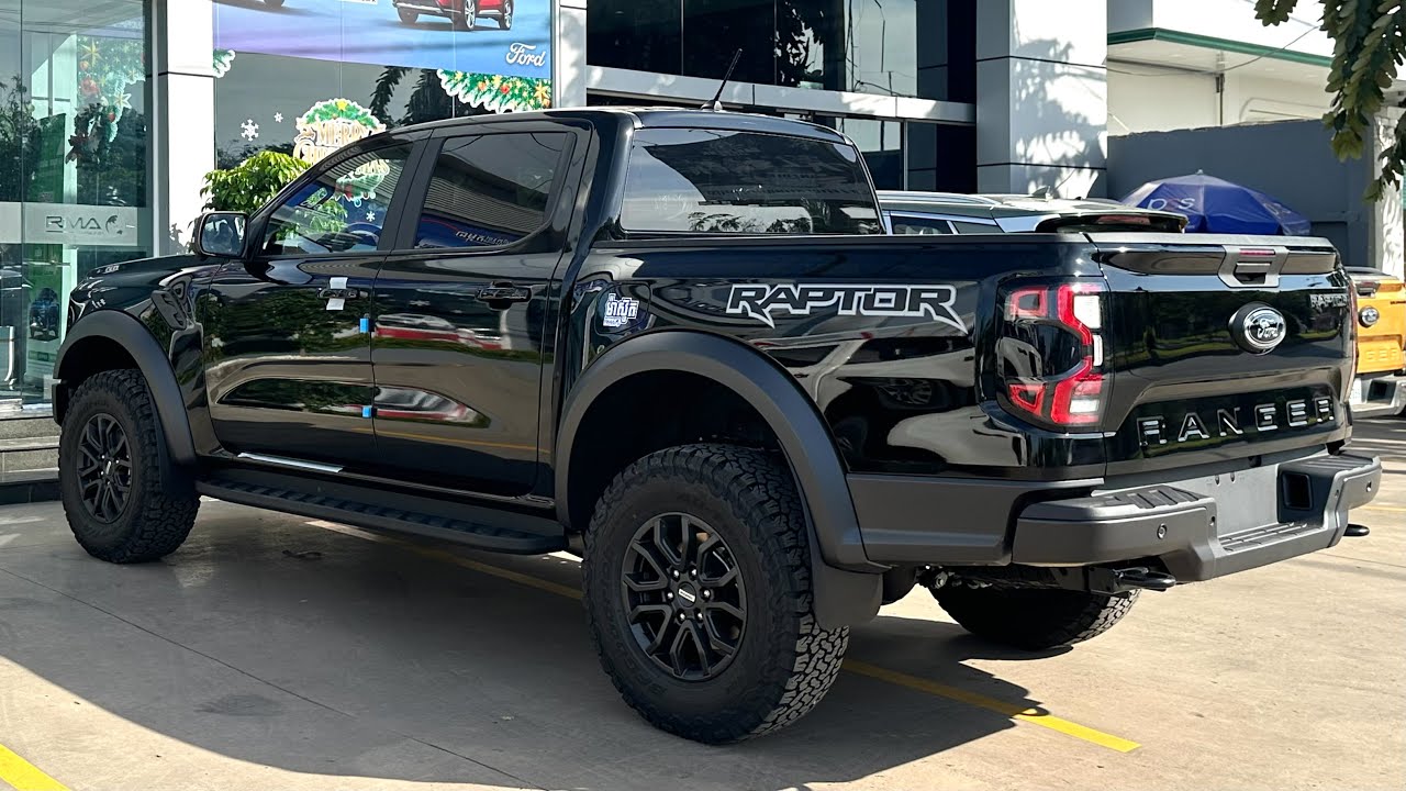 New Ford Ranger Raptor (2025) - Best Luxury Pickup Truck Performance | walkaround