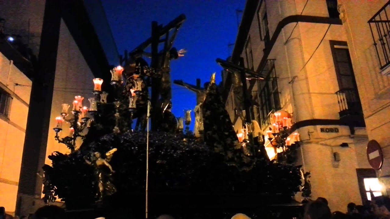 La Carretería revirando a Rodo 2014. Suenan ¨Y fue azotado¨ y ¨Ave María¨. Banda de las Cigarreras.