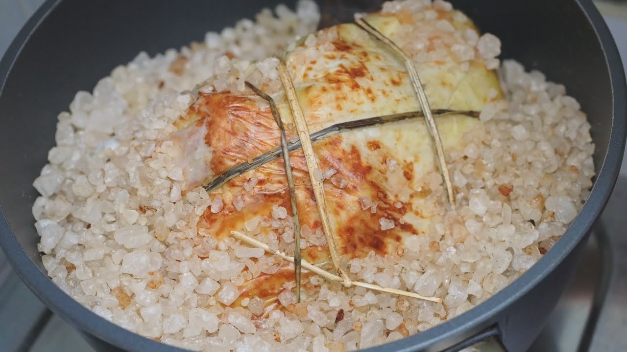 Salt baked chicken / Yim kok kai 鹽焗雞