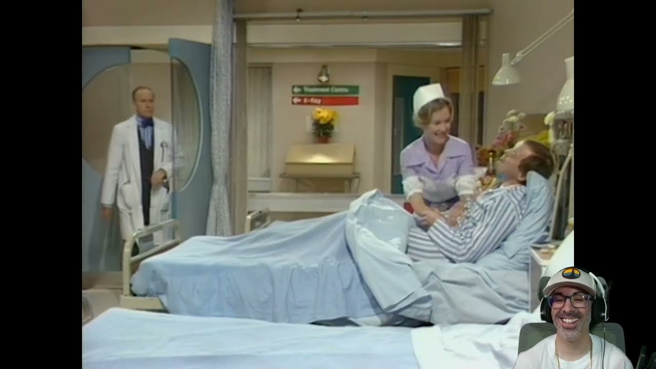 Американская реакция на «Только когда я смеюсь», сезон 1, эпизод 6, «Запутанная паутина»