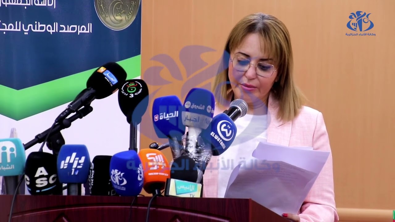 غرداية : السيدة حملاوي تدعو إلى التجند لمجابهة مختلف التحديات التي تواجه المجتمع الجزائري