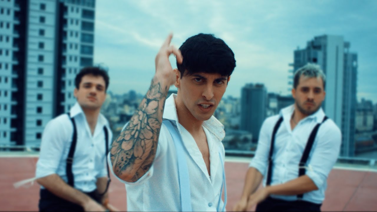 Robleis - Hurac&aacute;n (Official Video)