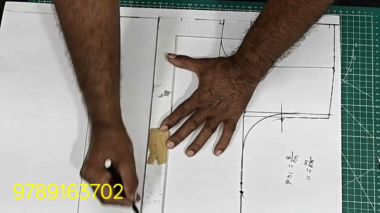 எளிமையான முறையில் கற்றுதற்படும் Center Gap Blouse cutting 