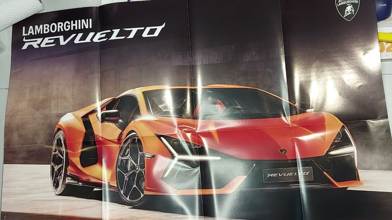 Fanhome Lamborghini Revuelto in 1:8 Baufaße 1