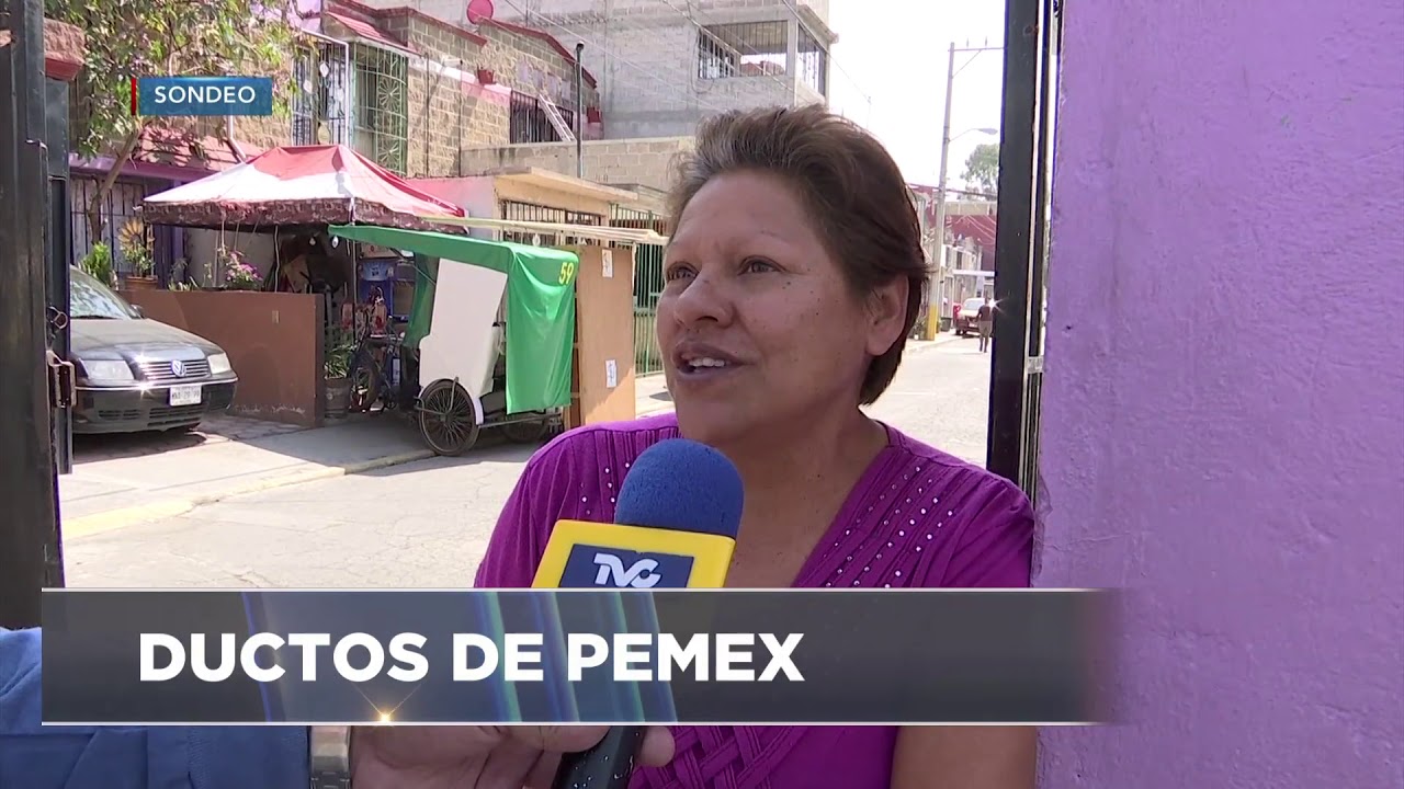 Unidades habitacionales construidas entre ductos y gasoductos de PEMEX.