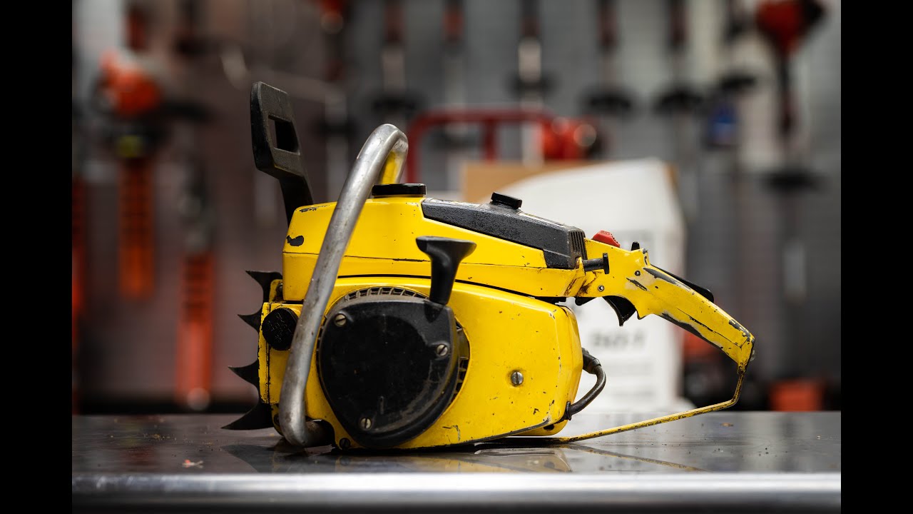 Let's talk about McCulloch 10-Series Saws at the Chainsaw Museum!