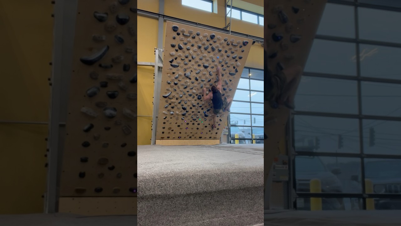 Dead Leaves on the Dirty Ground V8 @ 45&deg; | Tension Board 2.0