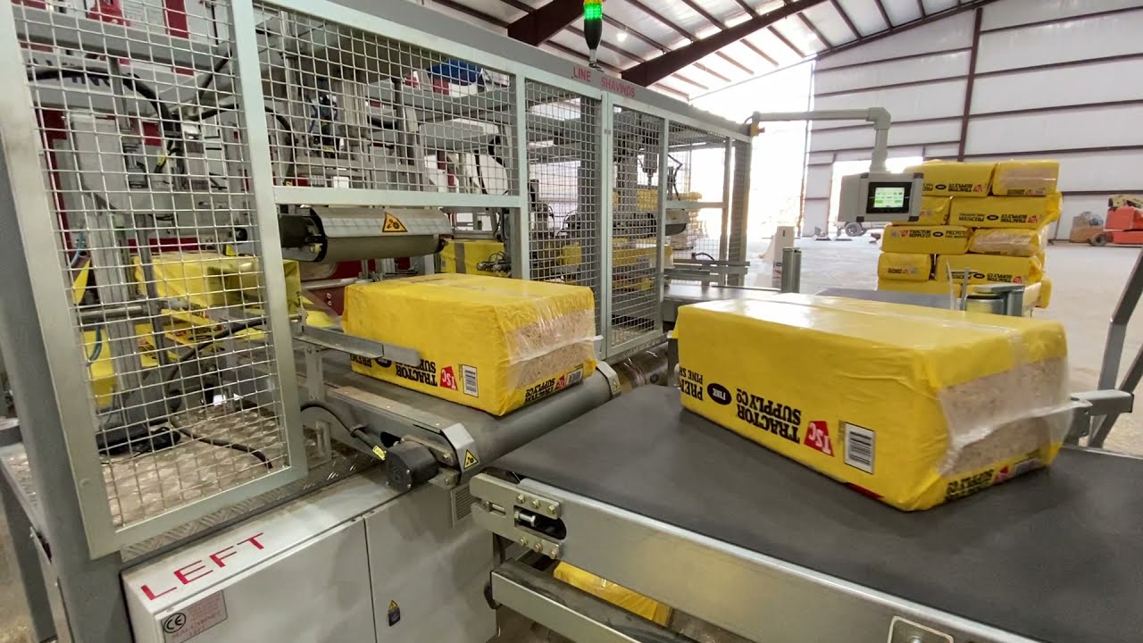 Double woodshaving baler @ 11 bags per minute