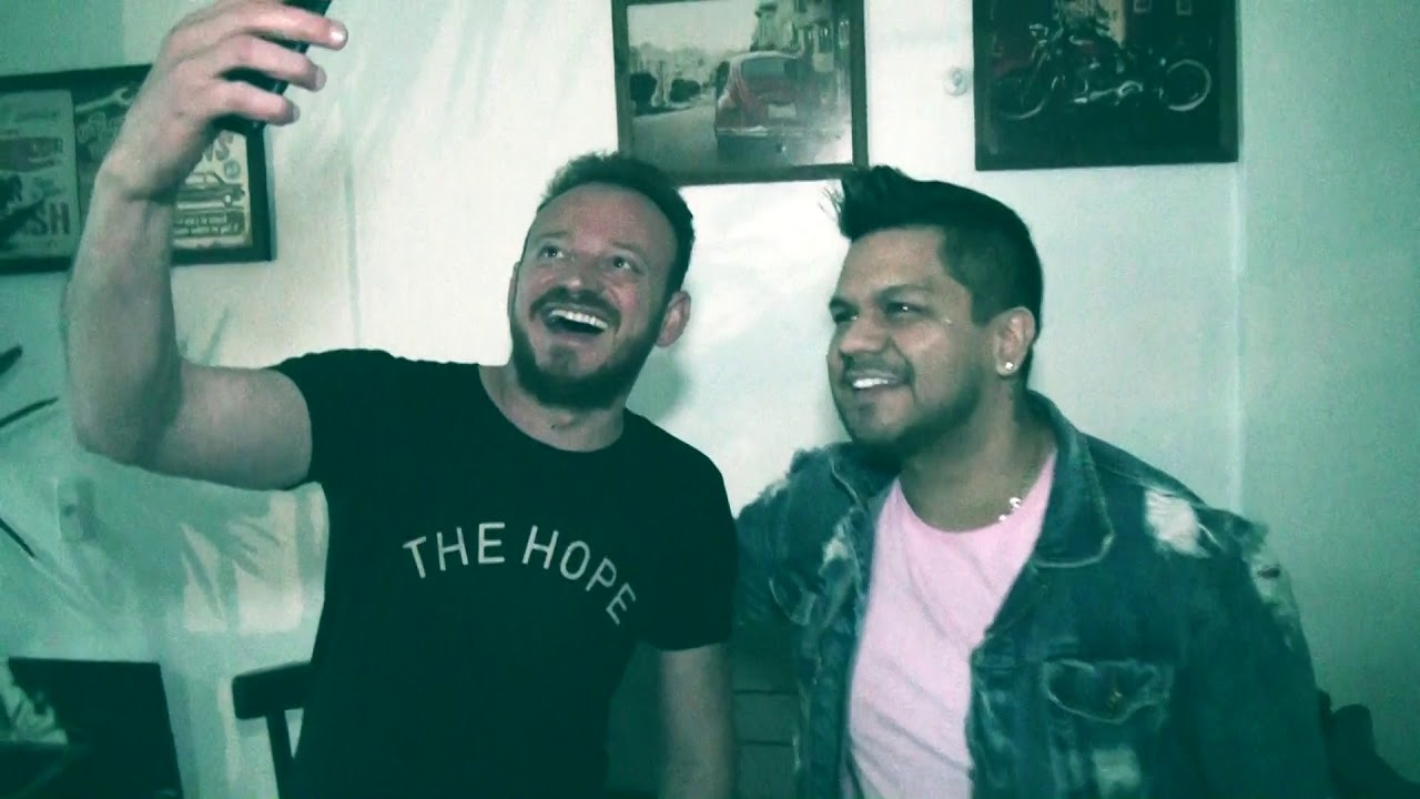 Banda Alegria - (Filma eu e marca ela) - Clipe Oficial Part.Rainha Musical.