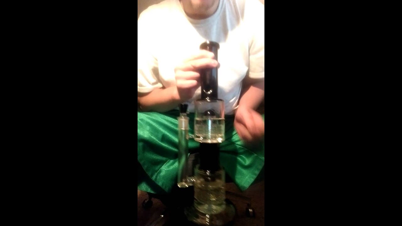 Bong Hit - Quantum Scientific Double Chandelier Perc (12)