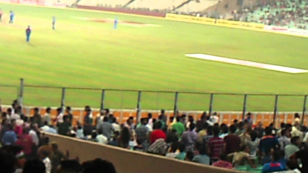 IND ENG 2011 OCT ODI FINAL OVER EDEN GARDENS.mp4