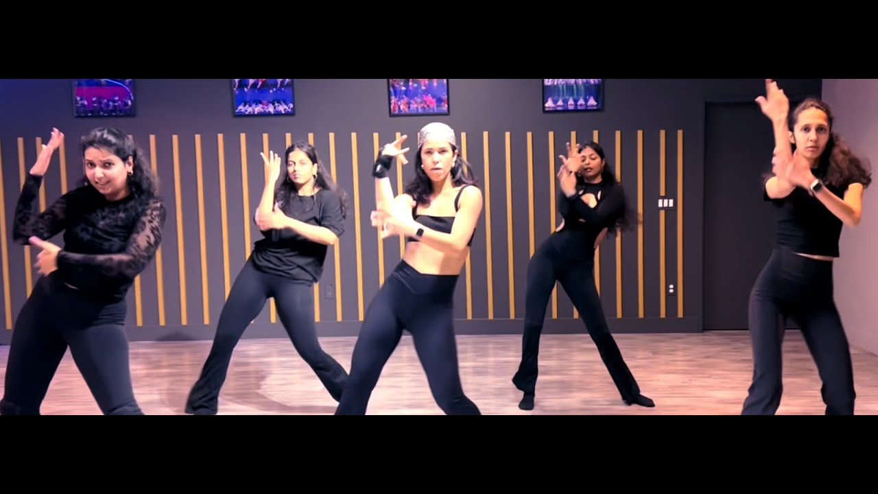 Aankh Dance Cover | Sunidhi , Sanya | Choreography by @shairabhan