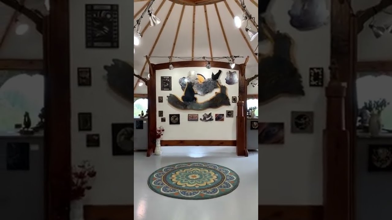 Path to The Dean Gallery