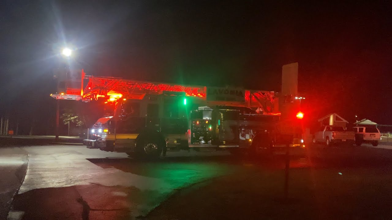 Lavonia Georgia Fire Department Ladder 1 Returning to Station after being Canceled 