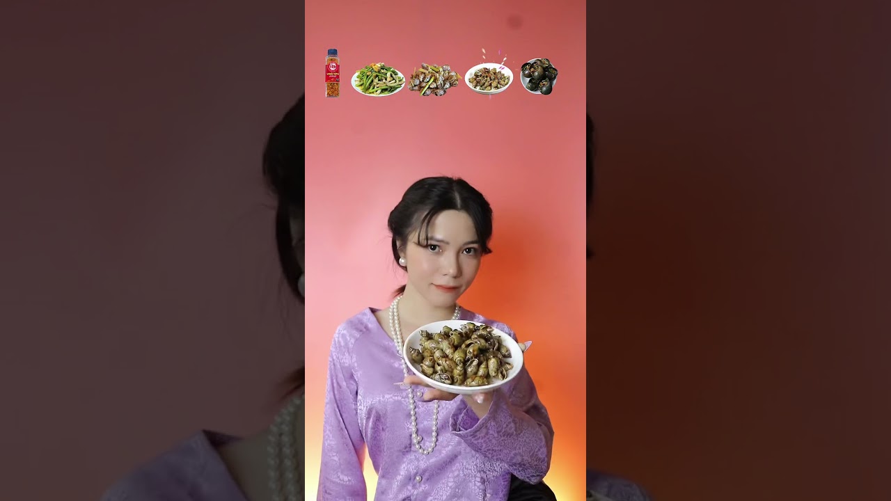 MỢ 4 ĂN ỐC | Bảo Ng&acirc;n đang ăn