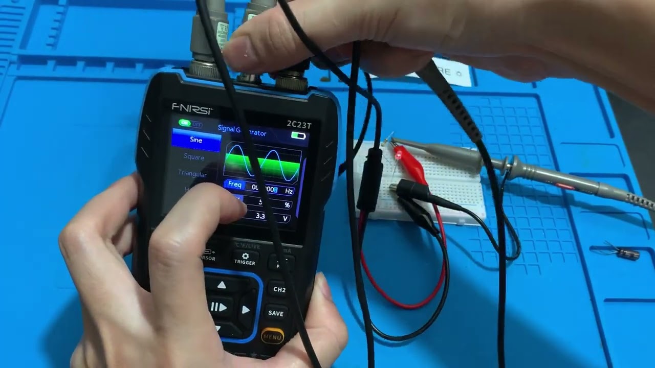 Máy hiện sóng có cả chức năng phát sóng fnirsi-2c23t