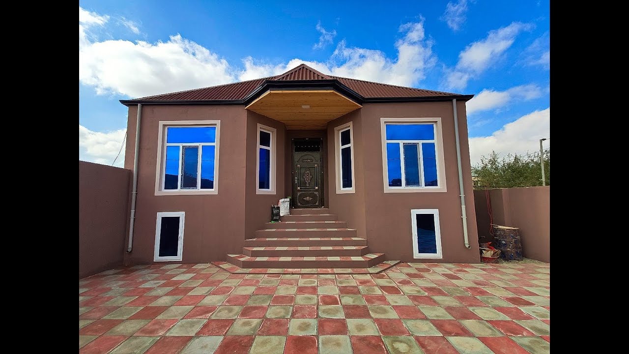 Maştağada Gözəl 3 otaqlı həyət evi satılır. QİYMƏTİ: 44000 AZN. Ayxan 055-344-48-20, 070-845-55-36